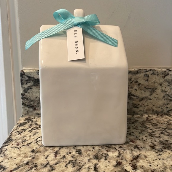 Rae Dunn Birdhouse (Vacancy) - Picture 2 of 6